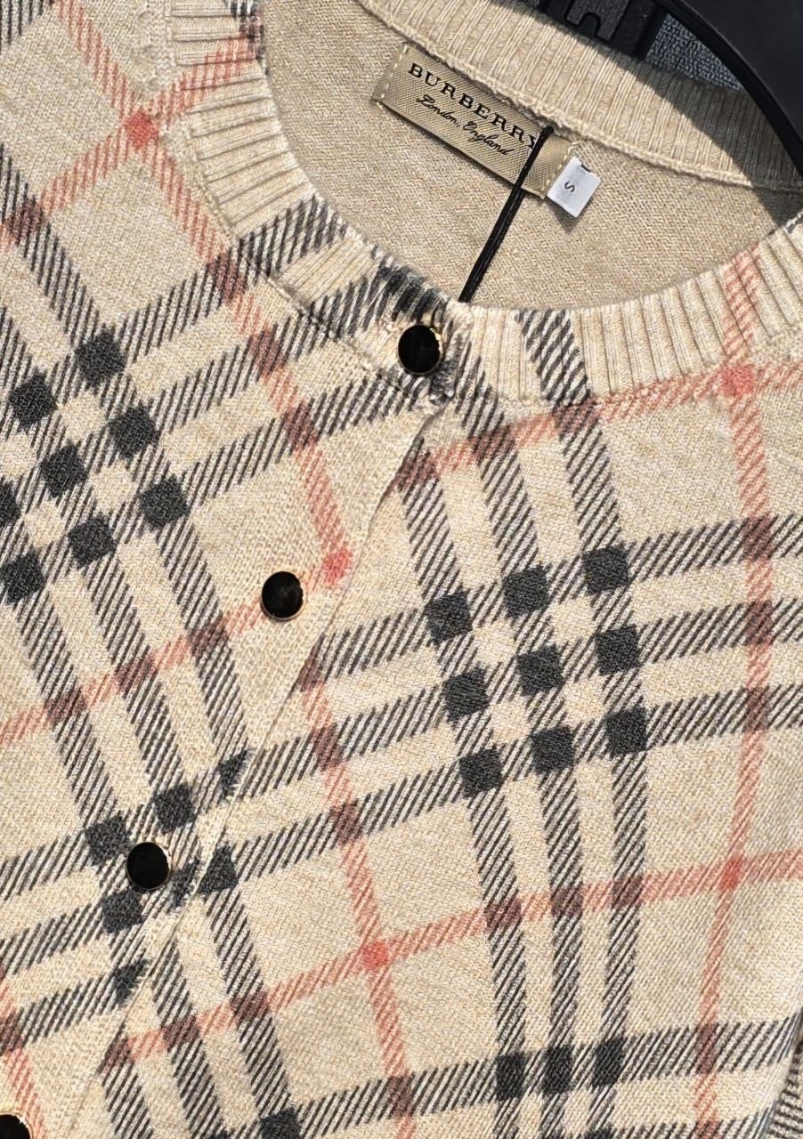 кардиган burberry,кардиган в клетку,burberry cashmere checkered cardigan,шерстяной кардиган burberry,burberry sweater