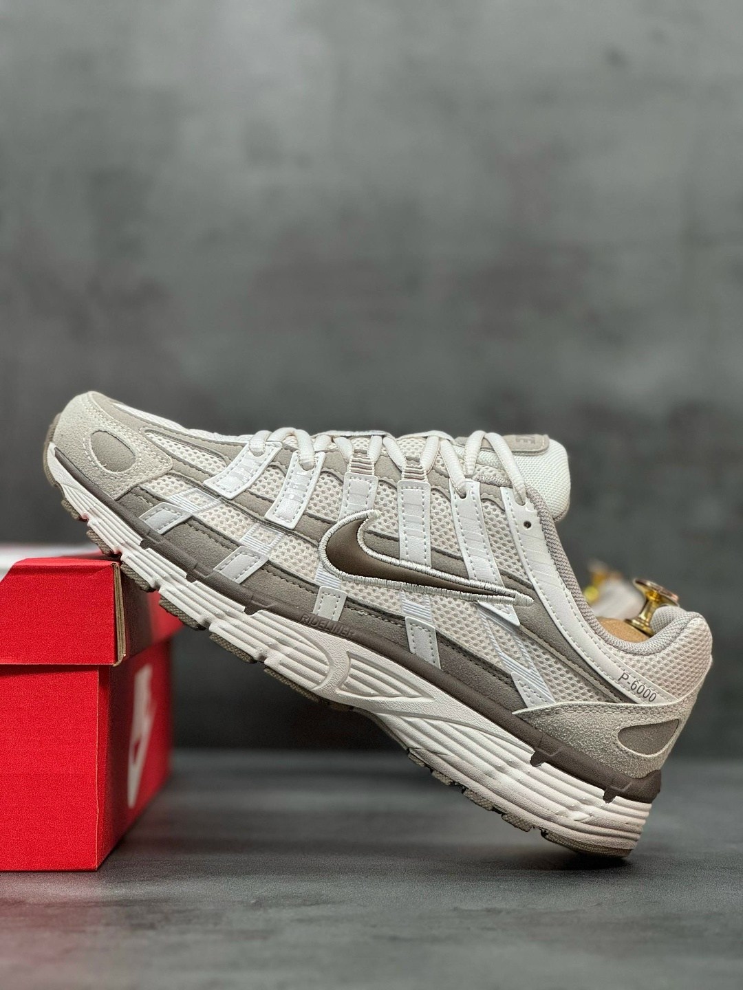 кроссовки nike p-6000,кроссовки,кроссовки p-6000 'summit white pure platinum' nike,кроссовки w nike p-6000 hv6353 nike белый,кроссовки nike
