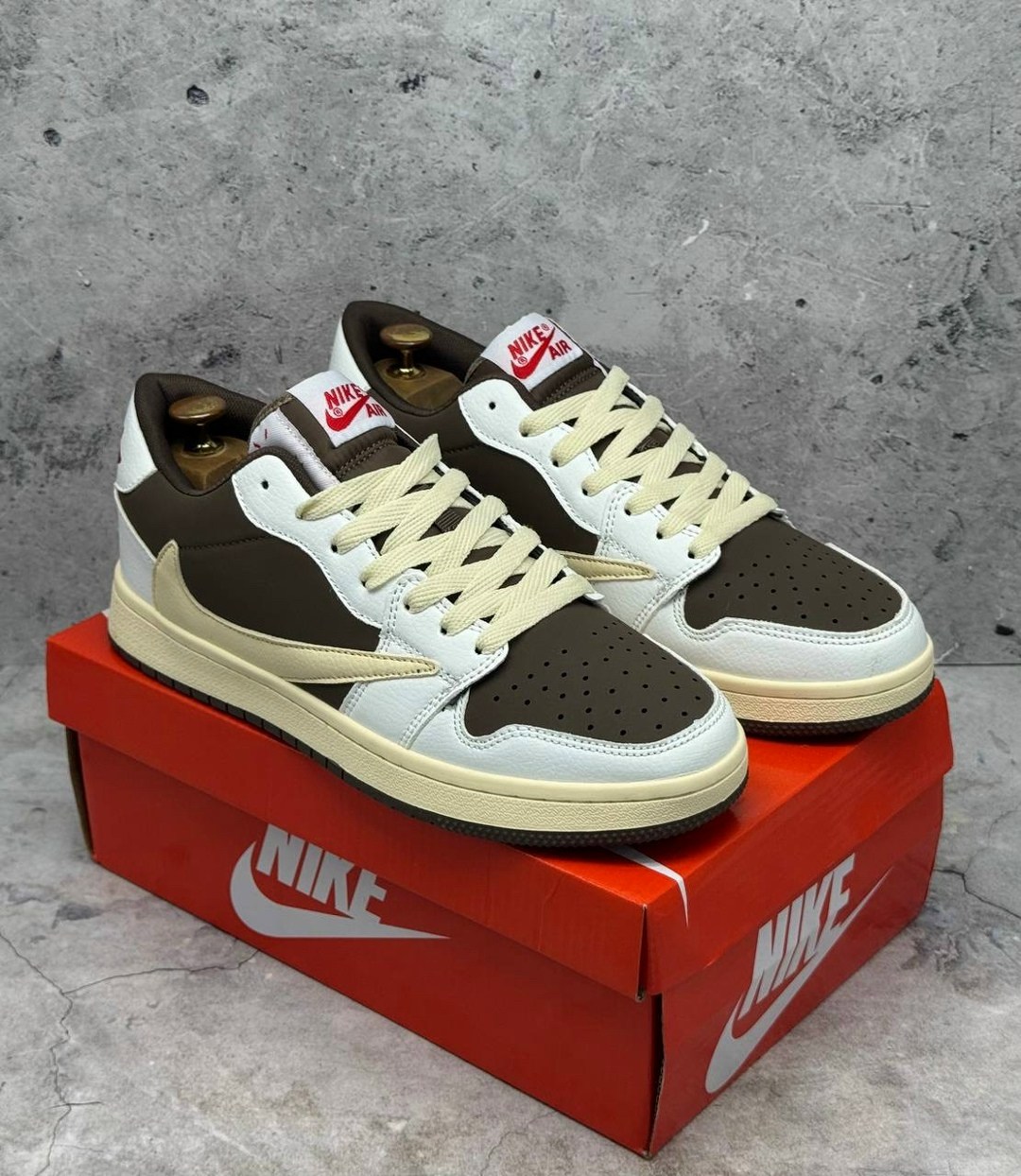 кроссовки nike air jordan 1 low x travis scott,nike air jordan 1 low x travis scott,nike air jordan 1 low travis scott reverse mocha,кроссовки nike air jordan 1 low travis scott,nike air jordan 1 low