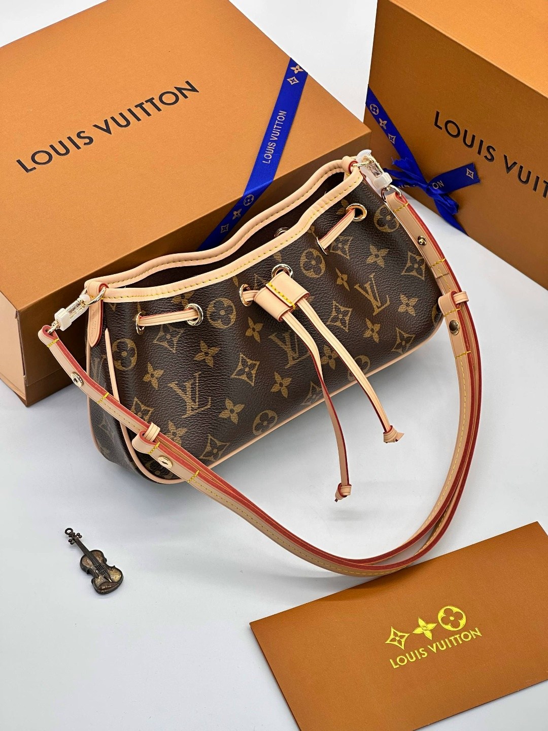 сумка louis vuitton женская,louis vuitton сумка на плечо,cумка louis vuitton,женская сумка,сумка