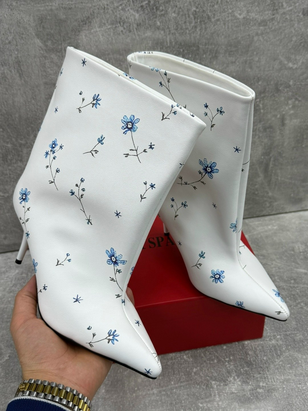 женские сапоги,модные сапоги,,белые сапоги, женская