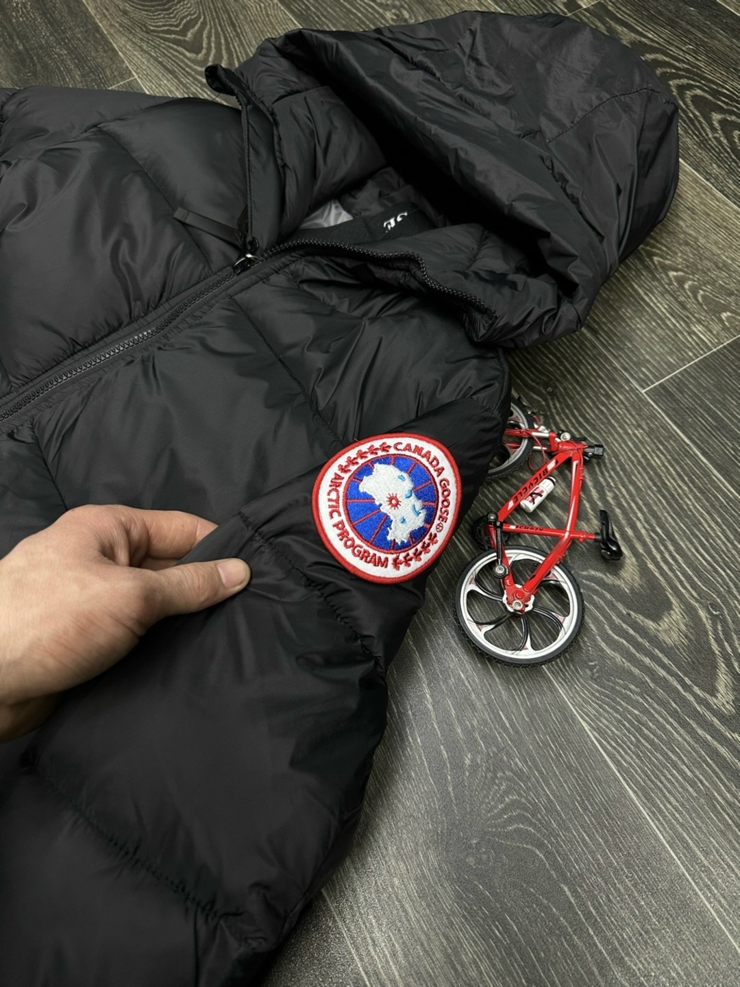 куртка canada goose зимняя,зимние куртки,пуховик canada goose мужской,куртка пуховик,зимняя куртка пуховик