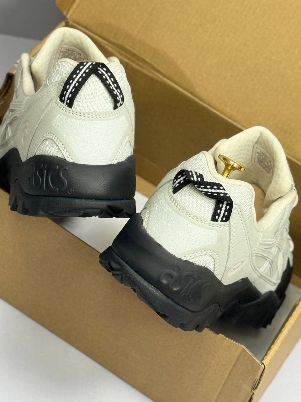 кроссовки asics gel-pickax,кроссовки asics gel,asics мужские кроссовки,кроссовки asics,кроссовки asics gel-pickax white black