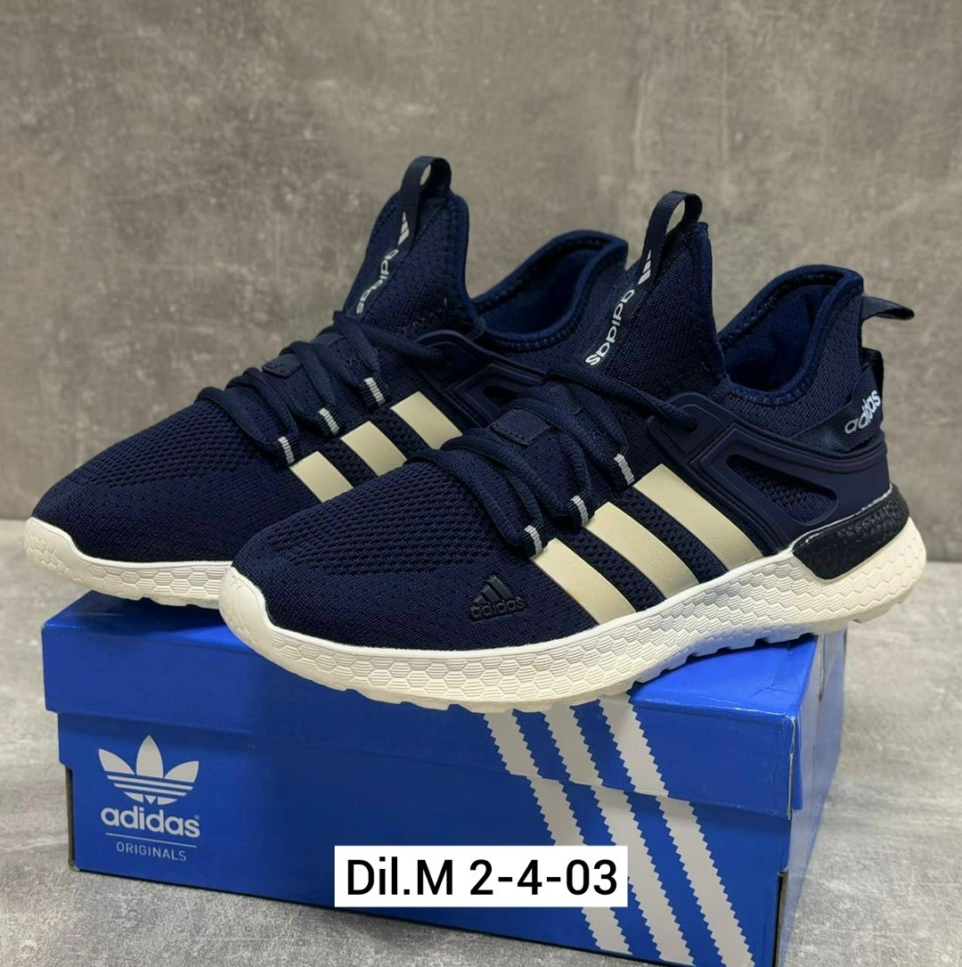 кроссовки мужские adidas,кроссовки adidas,кроссовки для мужчин,мужские кроссовки adidas черные,мужские кроссовки adidas ultraboost