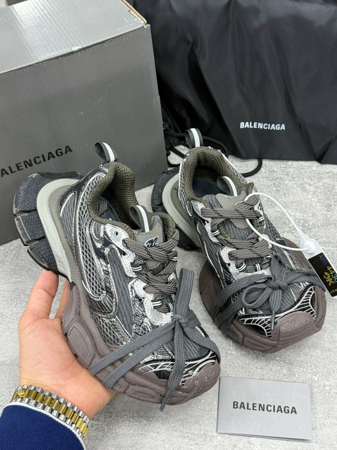 кроссовки женские balenciaga,кроссовки balenciaga,кроссовки баленсиага,balenciaga 3 xl кроссовки,кроссовки баленсиага женские