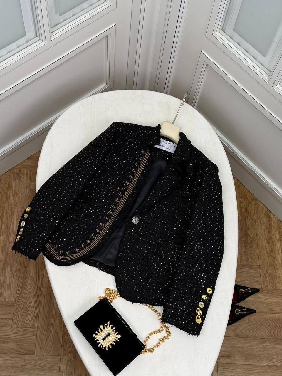 женские пиджаки,женский костюм тройка,твидовый жакет chanel,пиджак женский твидовый,костюм твидовый