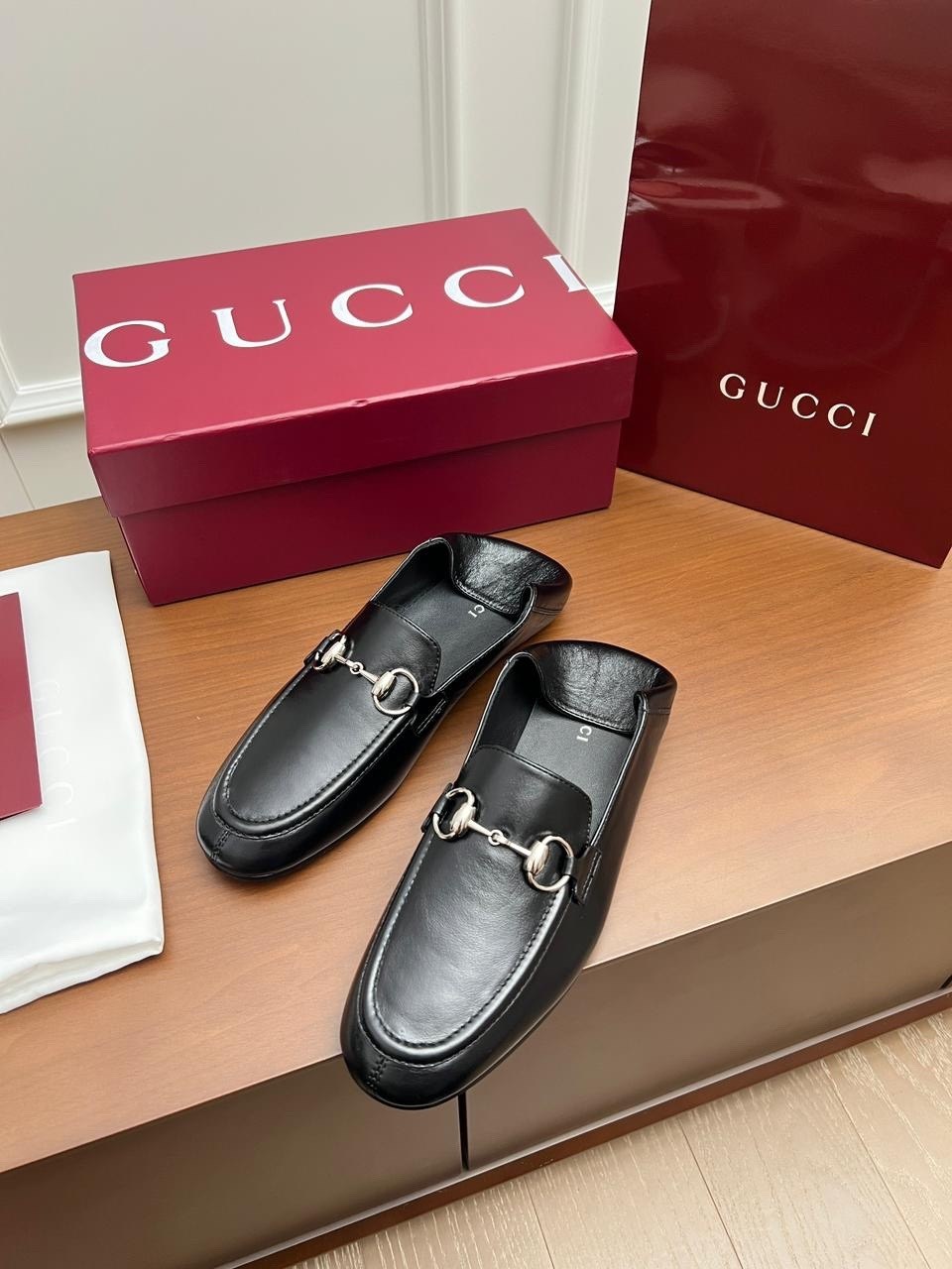 лоферы гуччи женские оригинал,лоферы gucci,лоферы gucci женские,кожаные лоферы gucci,лоферы гуччи женские