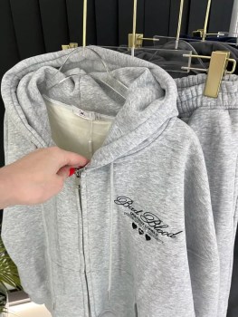 Костюм