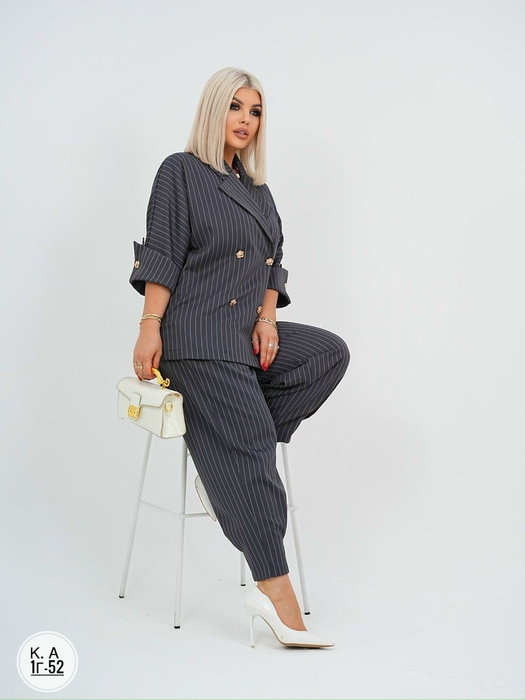 брючный костюм michel chic 1386/1 черный полоска,брючный костюм мишель шик арт: 1386/1 черный, полоска,костюм брючный 1386-1 черный + полоска michel chic,костюм брючный больших размеров в полоску,брюч