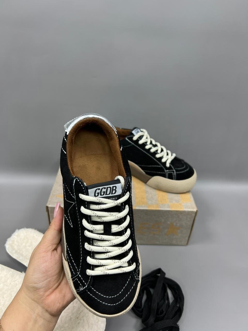 ,кроссовки женские miu miu,повседневная ,женские кроссовки,повседневные кроссовки