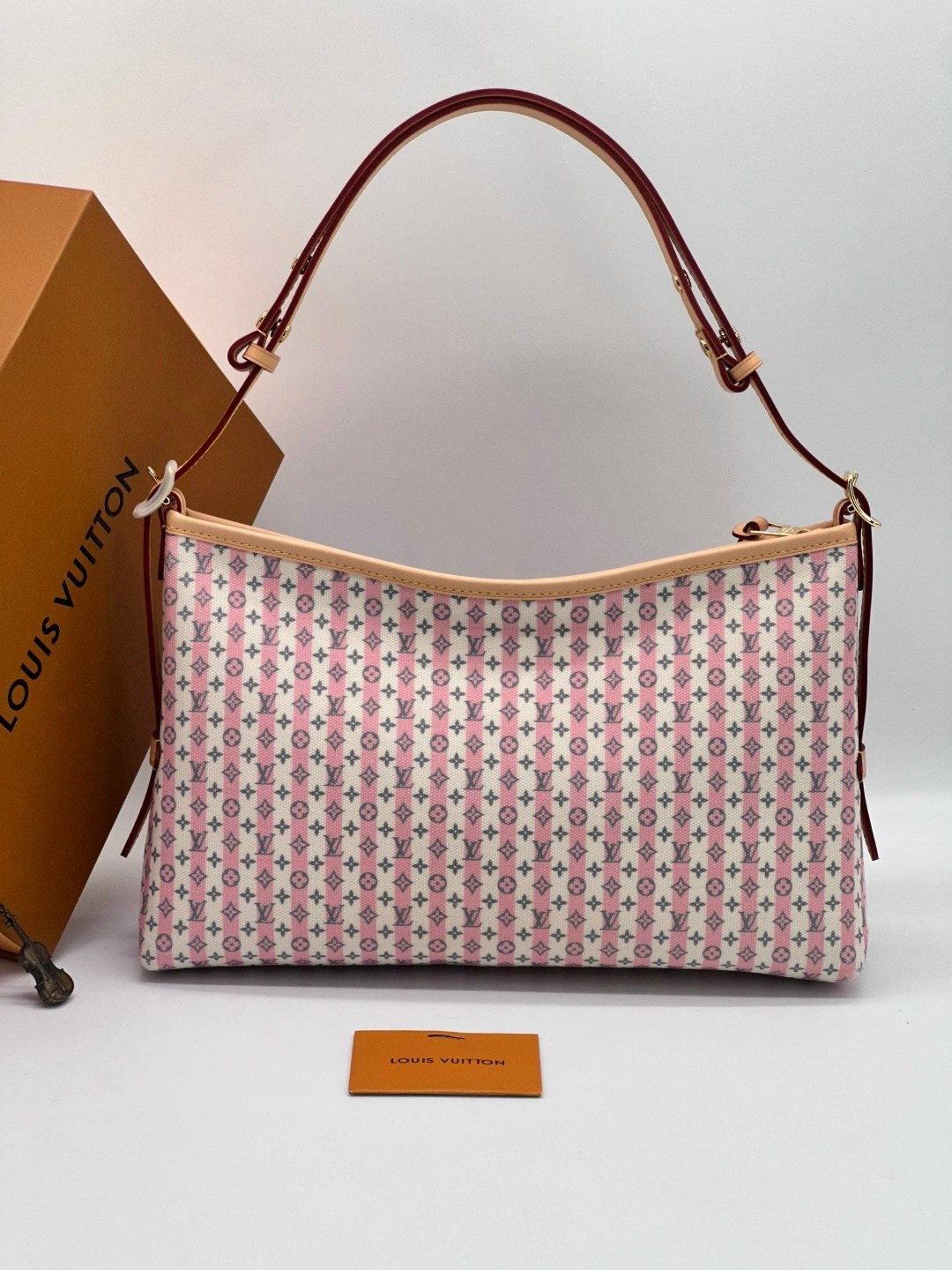 сумкa louis vuitton,сумки луи виттон,женская сумка louis vuitton,сумка женская луи виттон,модная сумка