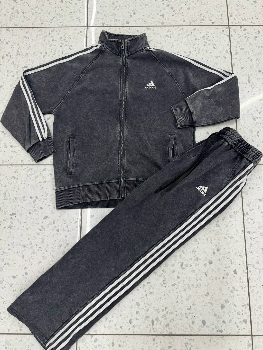 спортивный костюм adidas на флисе,мужской спортивный теплый костюм адидас на флисе,спортивный костюм adidas,спортивный костюм адидас,спортивный костюм теплый adidas