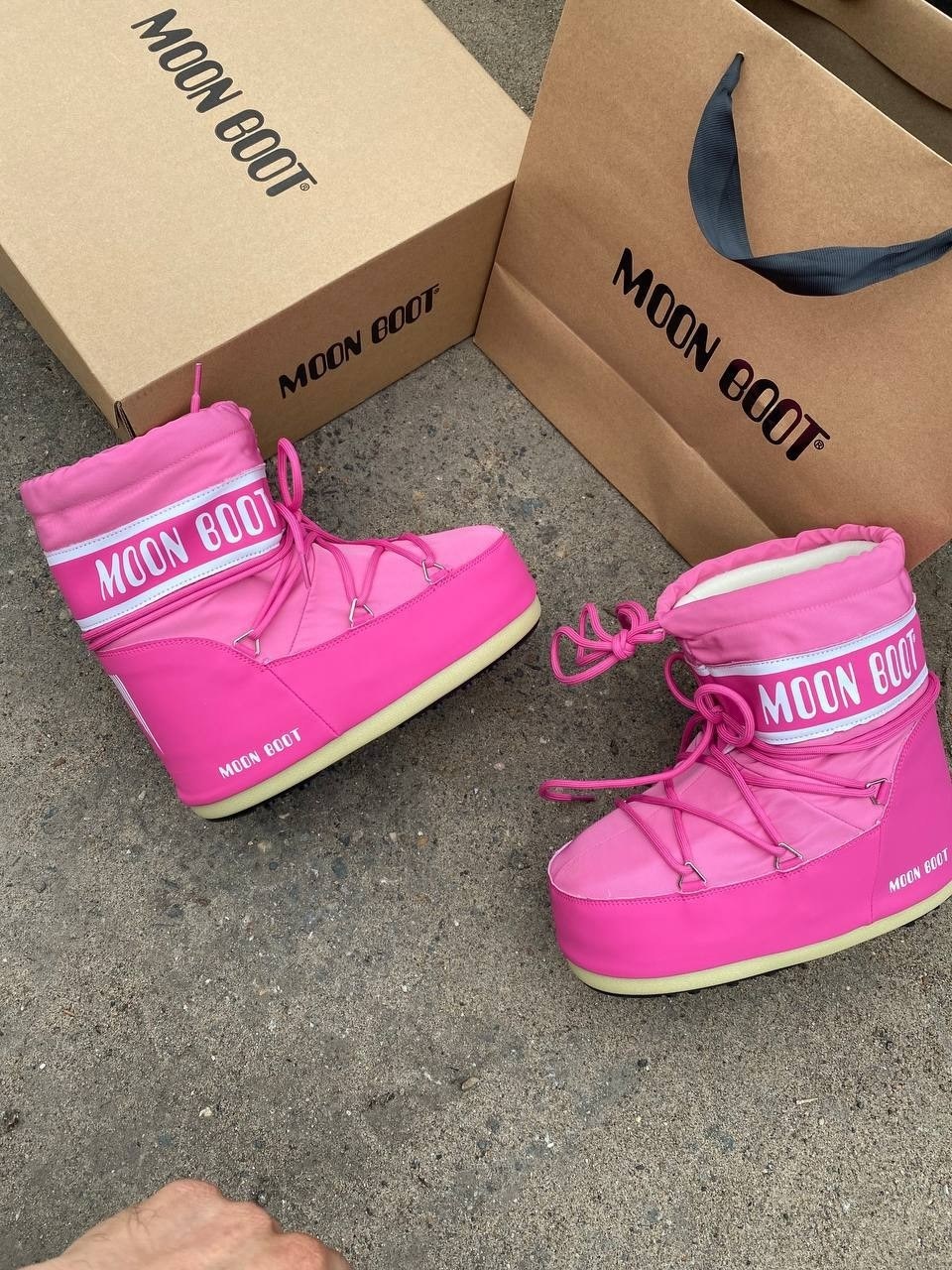 серые нейлоновые сапоги icon low moon boot,moon boot ботинки,зимние ботинки moon boot,moon boots,moon boot