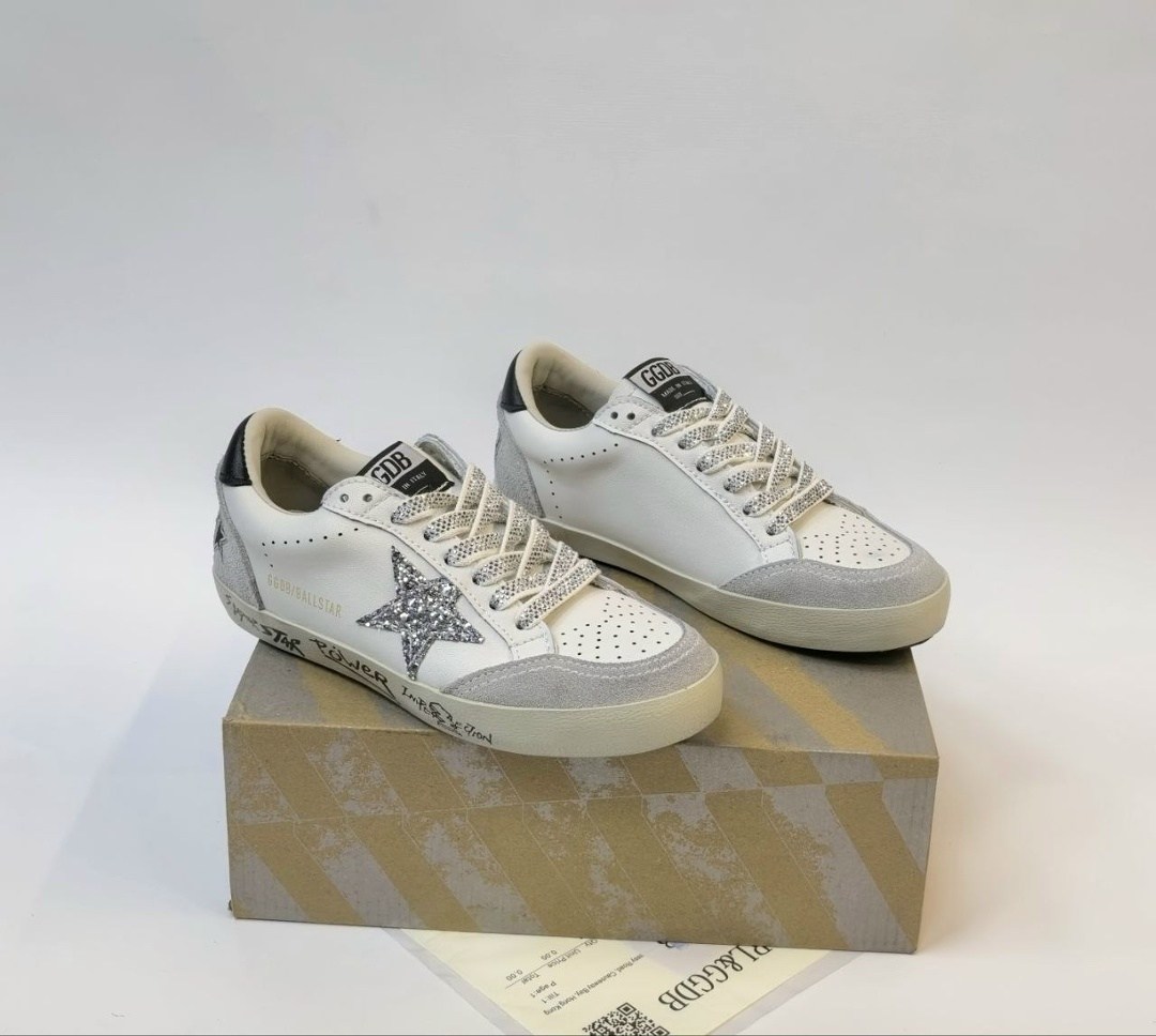 кеды golden goose,,golden goose кеды super-star с блестками черный,кроссовки golden goose,golden goose кеды hi star на платформе черный