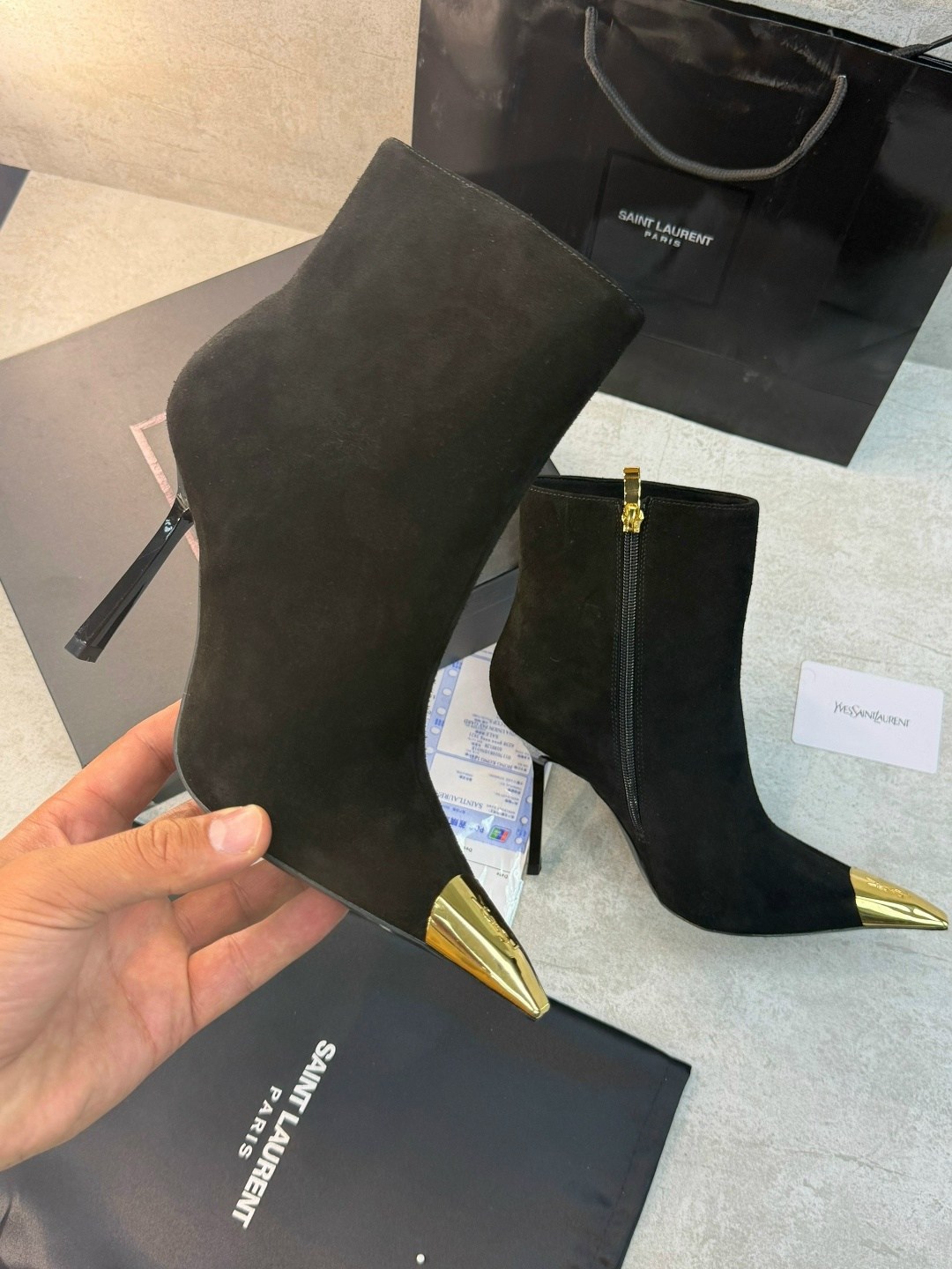 ,женские ботильоны,модные ботильоны,ботильоны saint laurent,ботильоны лакированные