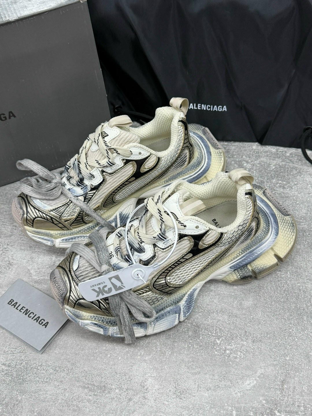 кроссовки женские balenciaga,кроссовки balenciaga,кроссовки баленсиага,balenciaga 3 xl кроссовки,кроссовки баленсиага женские