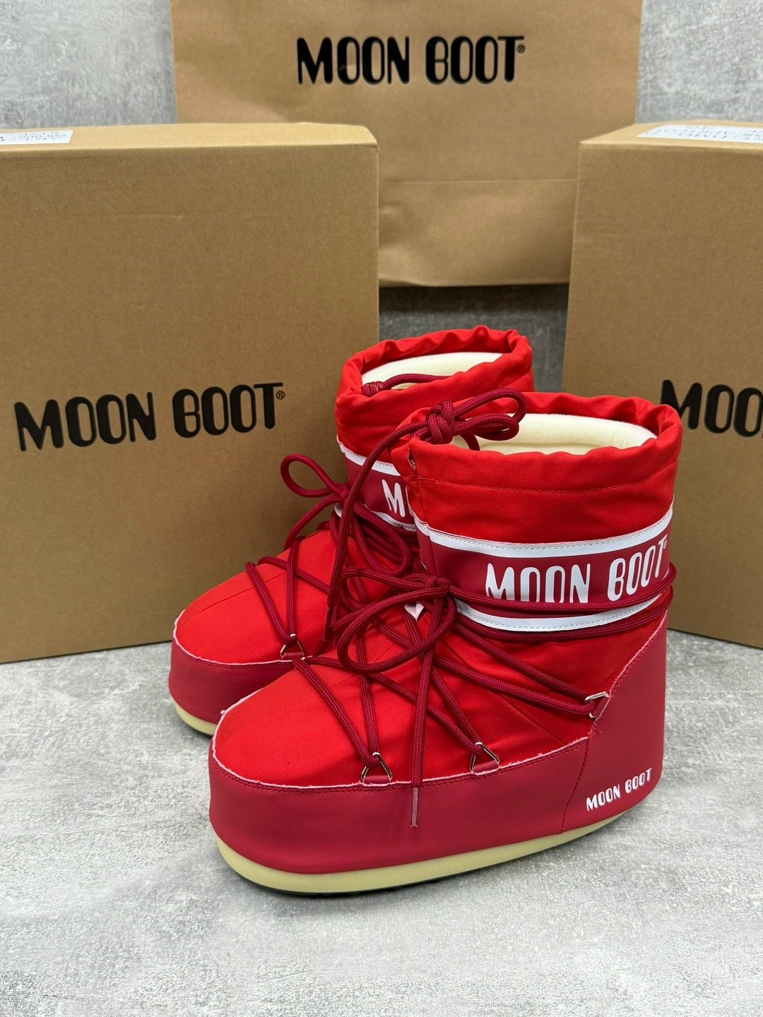 угги лунный ботинок moon boot,луноходы moon boot,ботинки moon boot,сноубутсы moon boot,