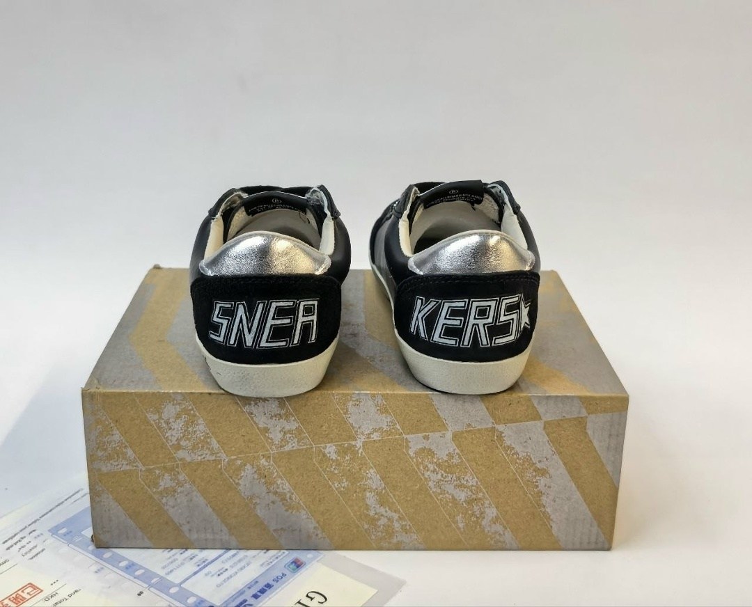 кеды golden goose,,golden goose кеды super-star с блестками черный,кроссовки golden goose,golden goose кеды hi star на платформе черный