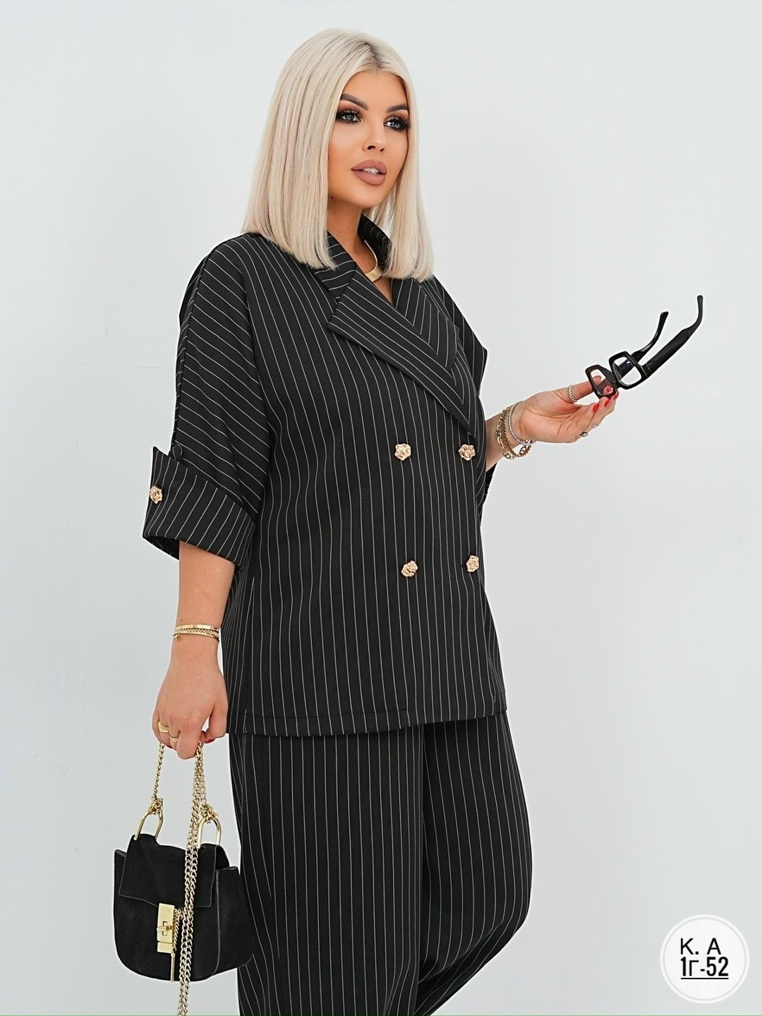брючный костюм michel chic 1386/1 черный полоска,брючный костюм мишель шик арт: 1386/1 черный, полоска,костюм брючный 1386-1 черный + полоска michel chic,костюм брючный больших размеров в полоску,брюч