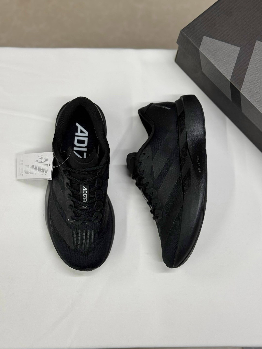 кроссовки adidas,кроссовки adidas черные,adidas кроссовки мужские,кроссовки мужские женские adidas,кроссовки adidas adizero