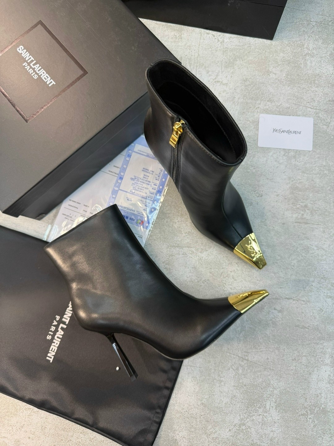 ,женские ботильоны,модные ботильоны,ботильоны saint laurent,ботильоны лакированные