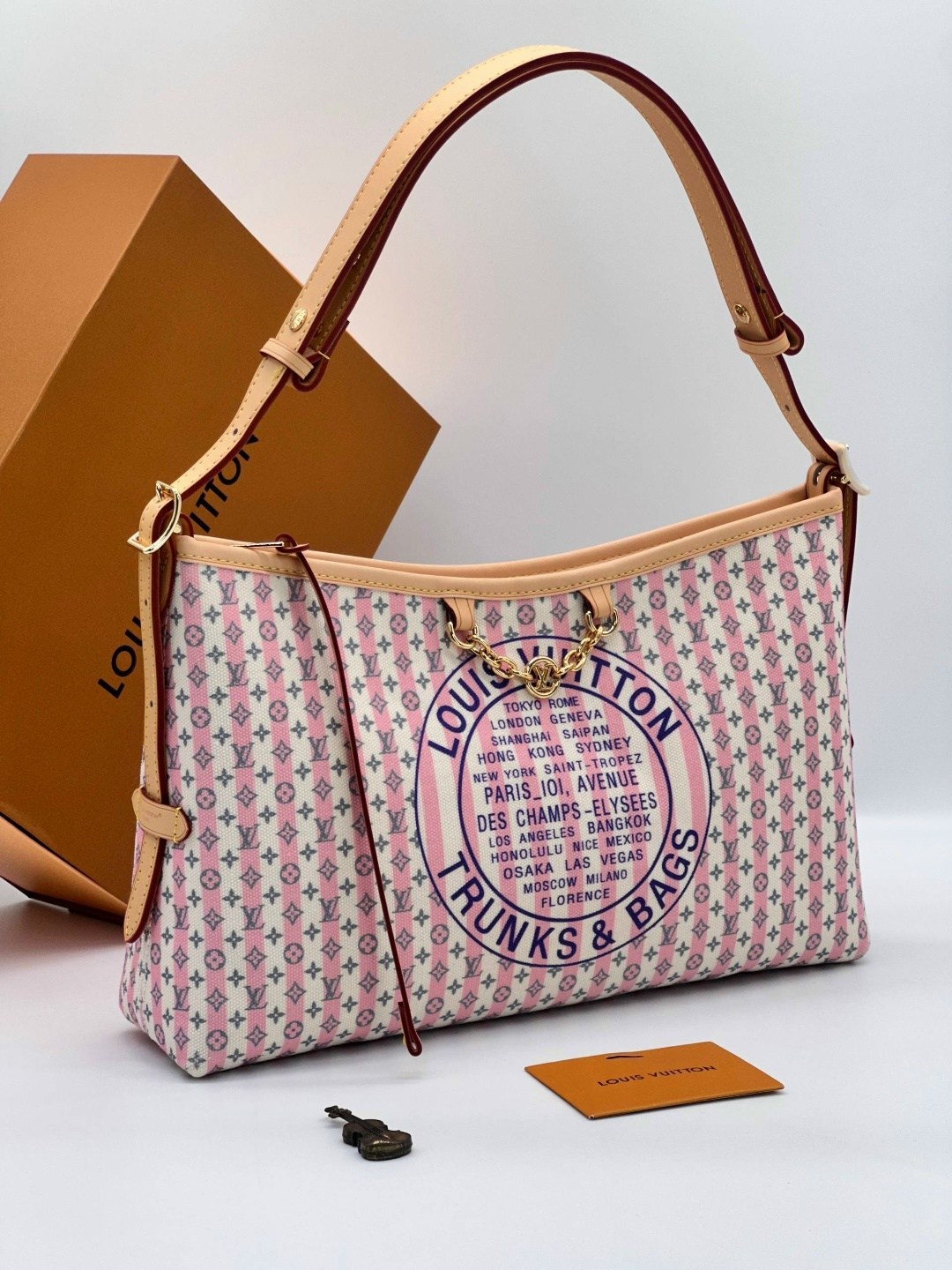 сумкa louis vuitton,сумки луи виттон,женская сумка louis vuitton,сумка женская луи виттон,модная сумка