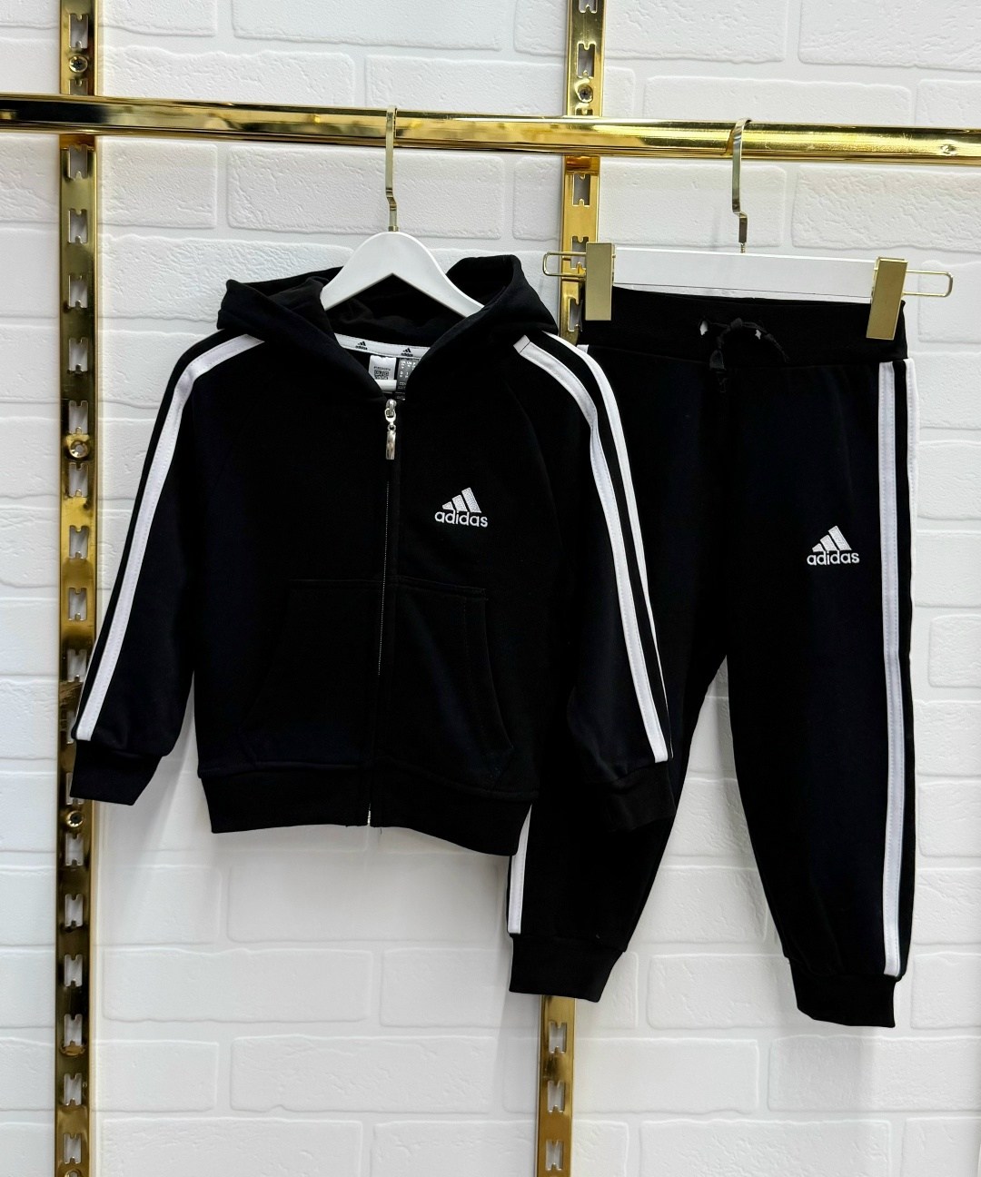 детский спортивный костюм adidas черный,детский спортивный костюм adidas,adidas tracksuit,adidas tracksuit in boy,спортивный костюм adidas