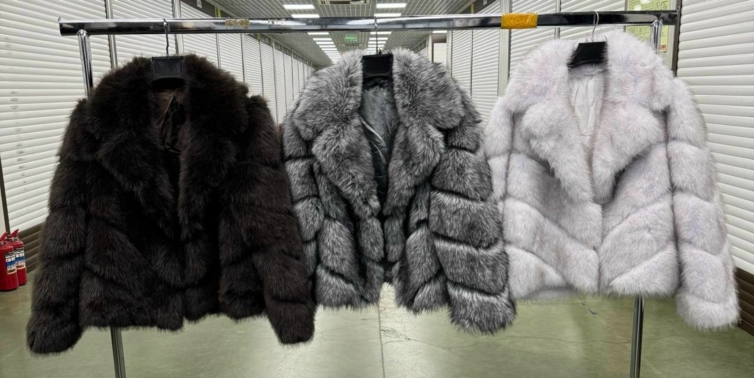 женское короткое меховое пальто из лисьего меха,шуба из песца,шуба женская из натурального лисьего меха,меховая куртка,женские шубы