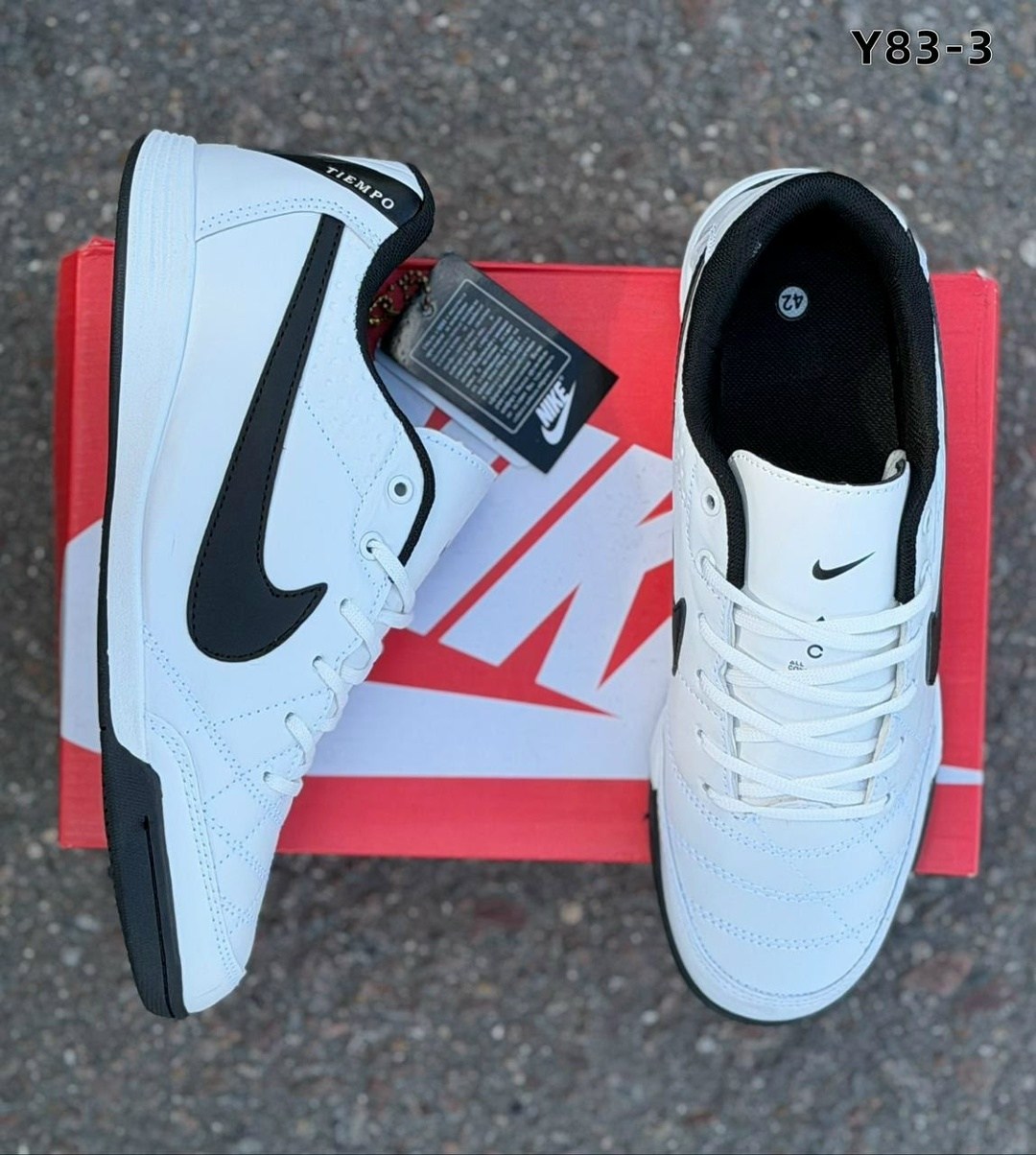 футбольная ,кроссовки футбольные, для спорта,кроссовки,футзалки nike tiempo