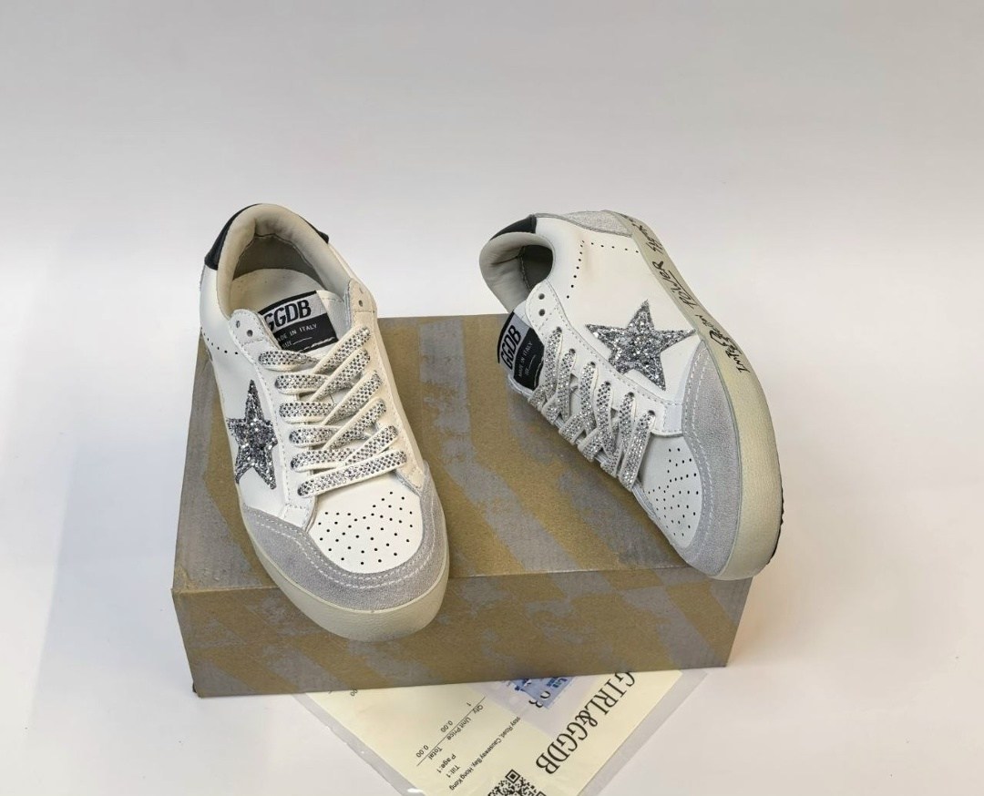 кеды golden goose,,golden goose кеды super-star с блестками черный,кроссовки golden goose,golden goose кеды hi star на платформе черный