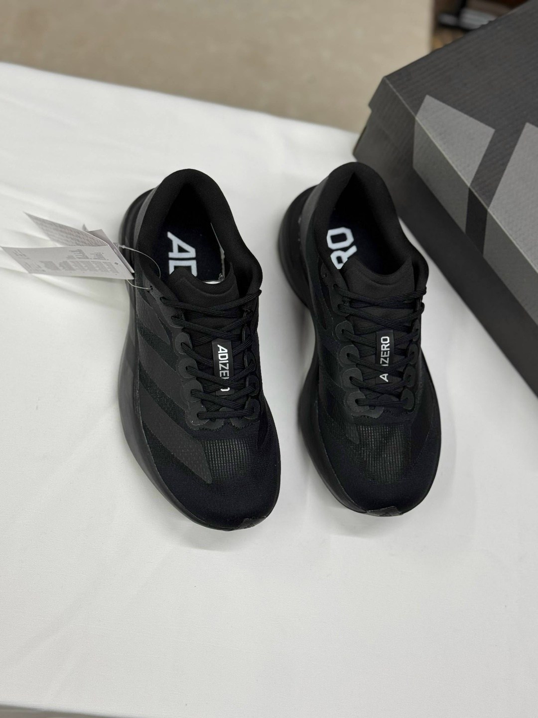 кроссовки adidas,кроссовки adidas черные,adidas кроссовки мужские,кроссовки мужские женские adidas,кроссовки adidas adizero