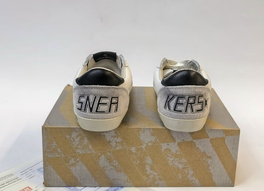 кеды golden goose,,golden goose кеды super-star с блестками черный,кроссовки golden goose,golden goose кеды hi star на платформе черный