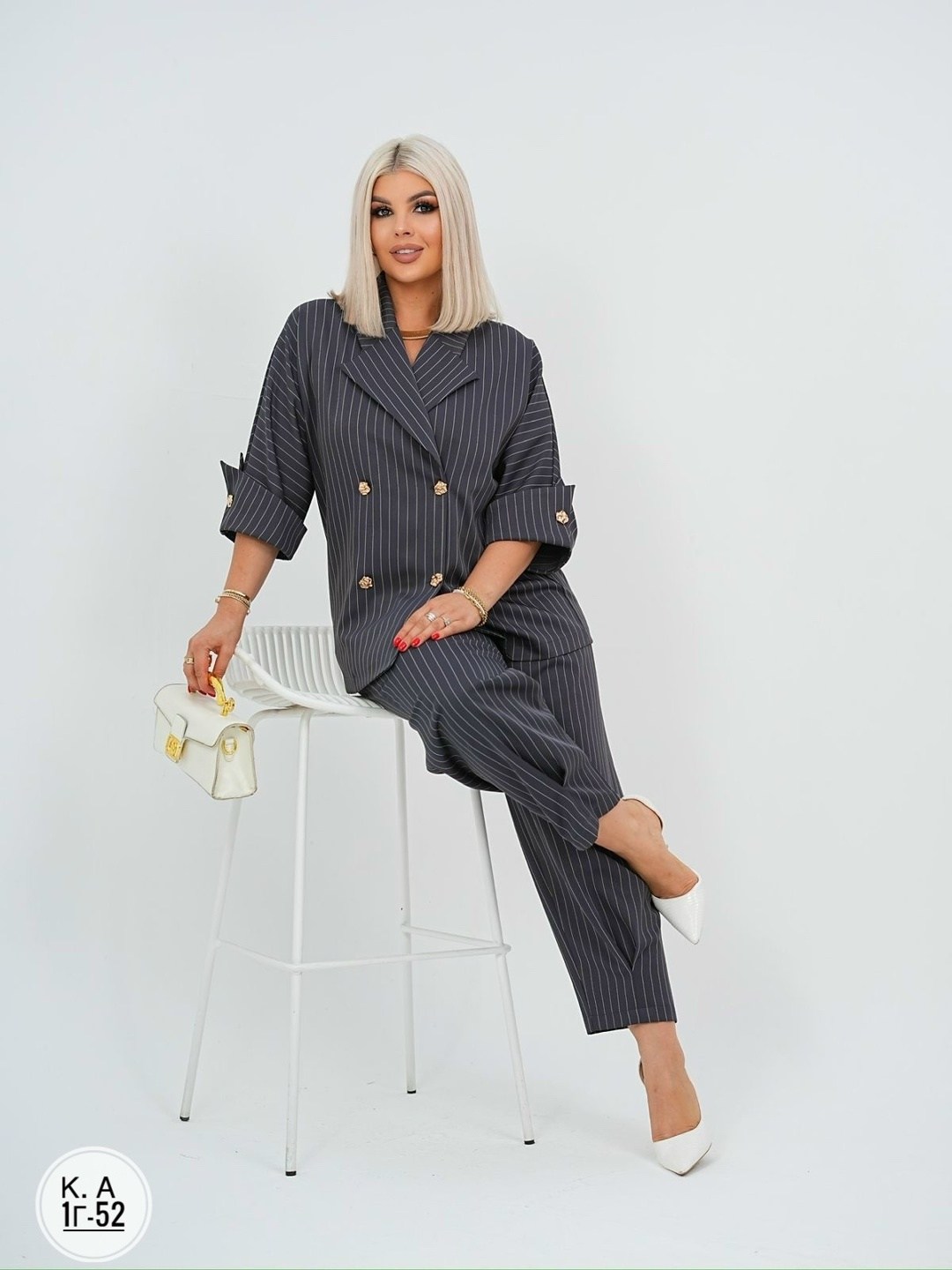 брючный костюм michel chic 1386/1 черный полоска,брючный костюм мишель шик арт: 1386/1 черный, полоска,костюм брючный 1386-1 черный + полоска michel chic,костюм брючный больших размеров в полоску,брюч