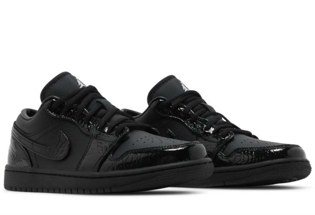 nike air jordan 1 low se,nike air jordan 1 low,air jordan 1 low se,air jordan 1 low triple black,air jordan 1 low