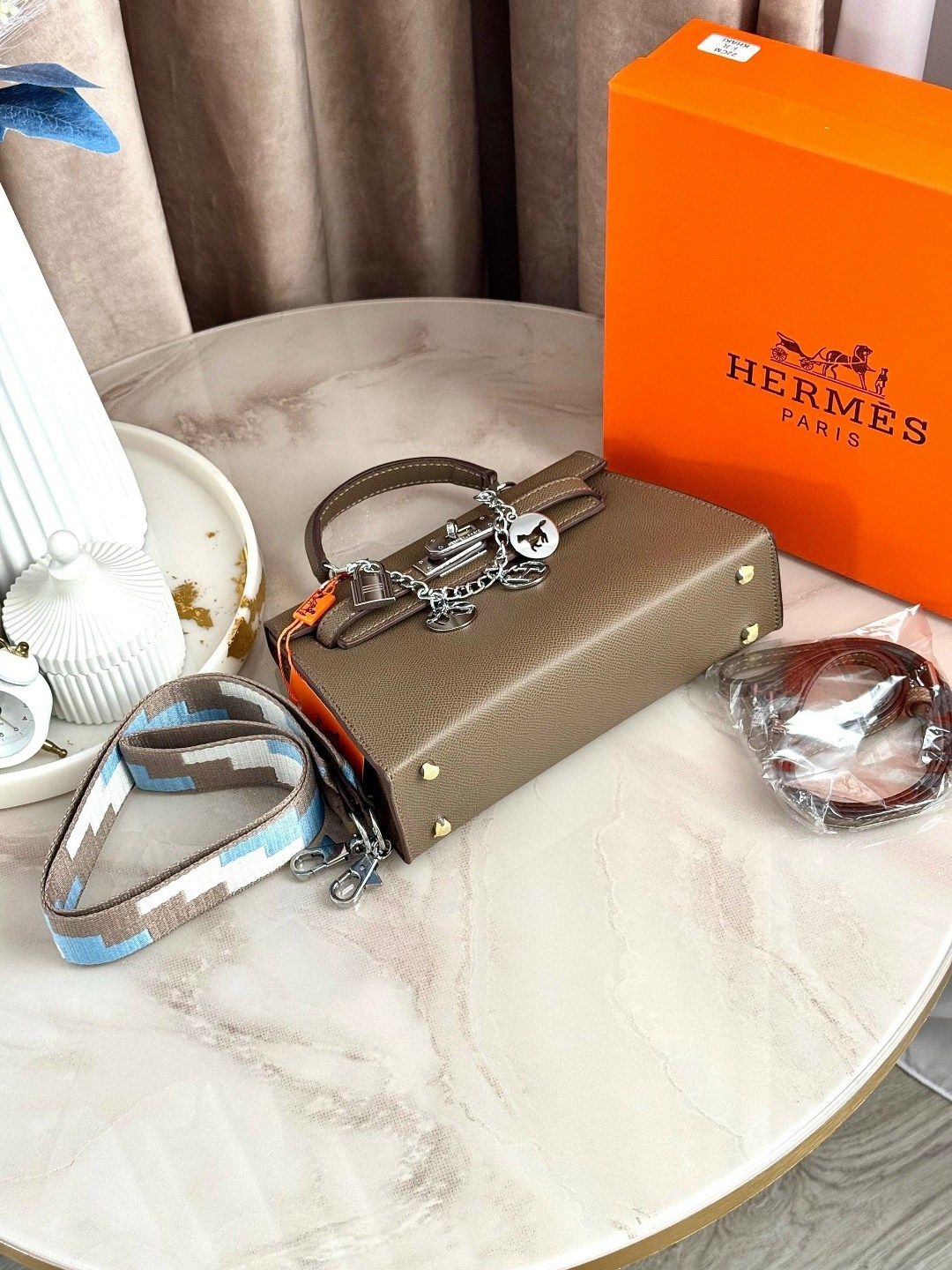сумки hermes,сумка гермес маленькая,женская сумка hermes,cумка hermes kelly,сумки гермес