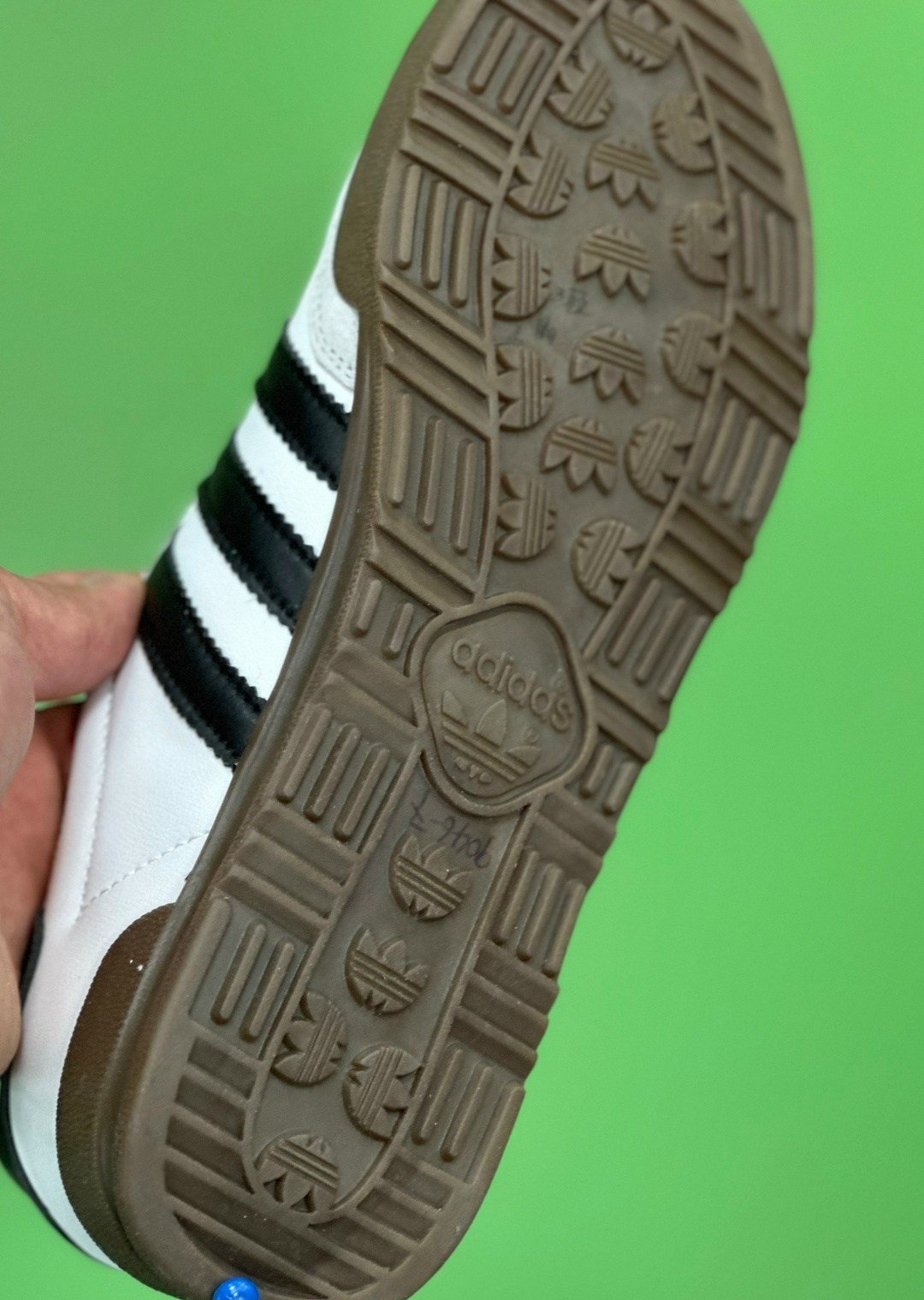 кроссовки adidas,,кроссовки адидас,adidas jeans черные,мужской кроссовки