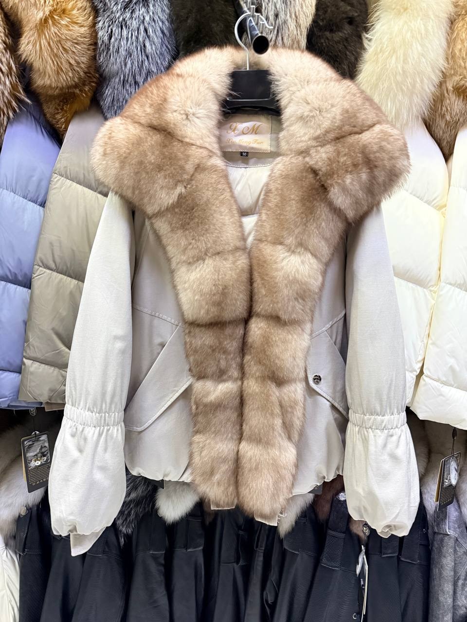 парка с натуральным мехом,парка женская с натуральным мехом,пуховик с натуральным мехом,парка с мехом,пуховики с мехом
