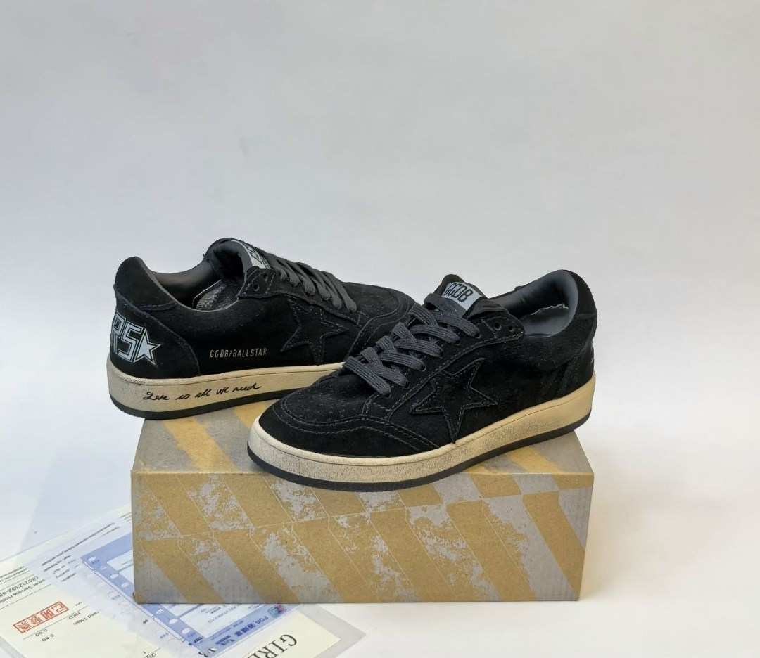,мужской кроссовки,стильные кеды,замшевые кеды,golden goose кеды