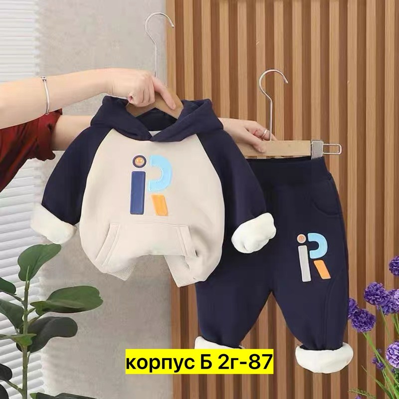 детские костюм на флисе,костюм на флисе,костюм теплый детский,костюм детский,костюм спортивный для девочек