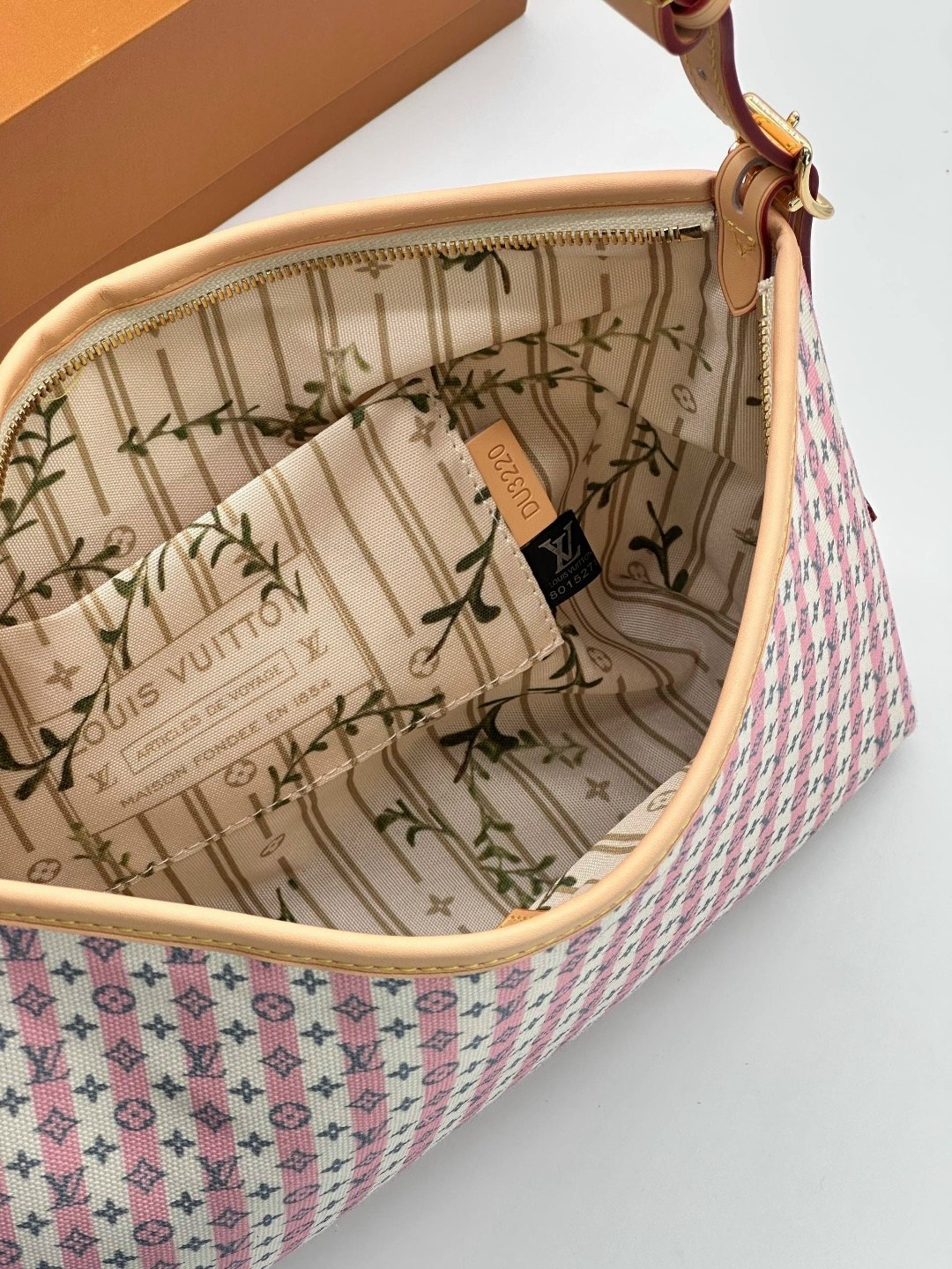 сумкa louis vuitton,сумки луи виттон,женская сумка louis vuitton,сумка женская луи виттон,модная сумка