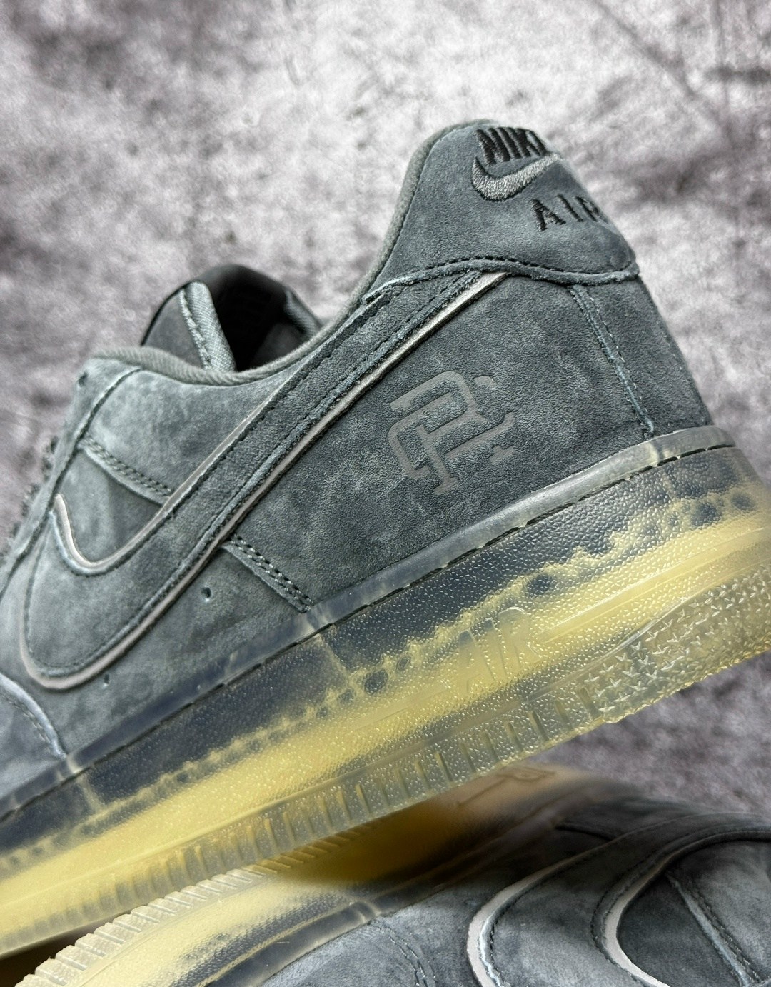 кросcовки nike air force 1,nike air force 1 low grey suede,nike air force 1 low,nike air force 1 '07,nike air force 1 low suede dark grey