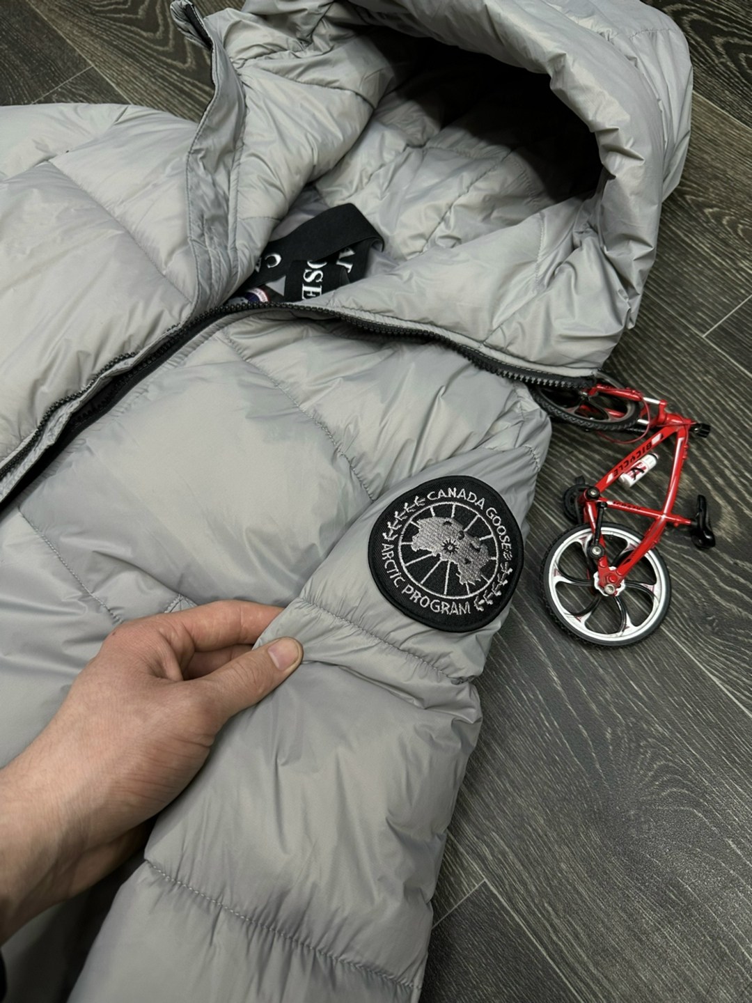 куртка canada goose зимняя,зимние куртки,пуховик canada goose мужской,куртка пуховик,зимняя куртка пуховик