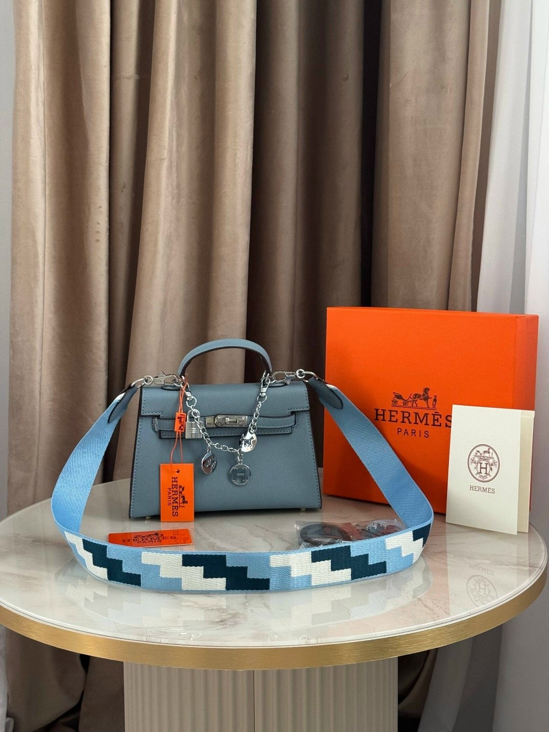 сумки hermes,сумка гермес маленькая,женская сумка hermes,cумка hermes kelly,сумки гермес