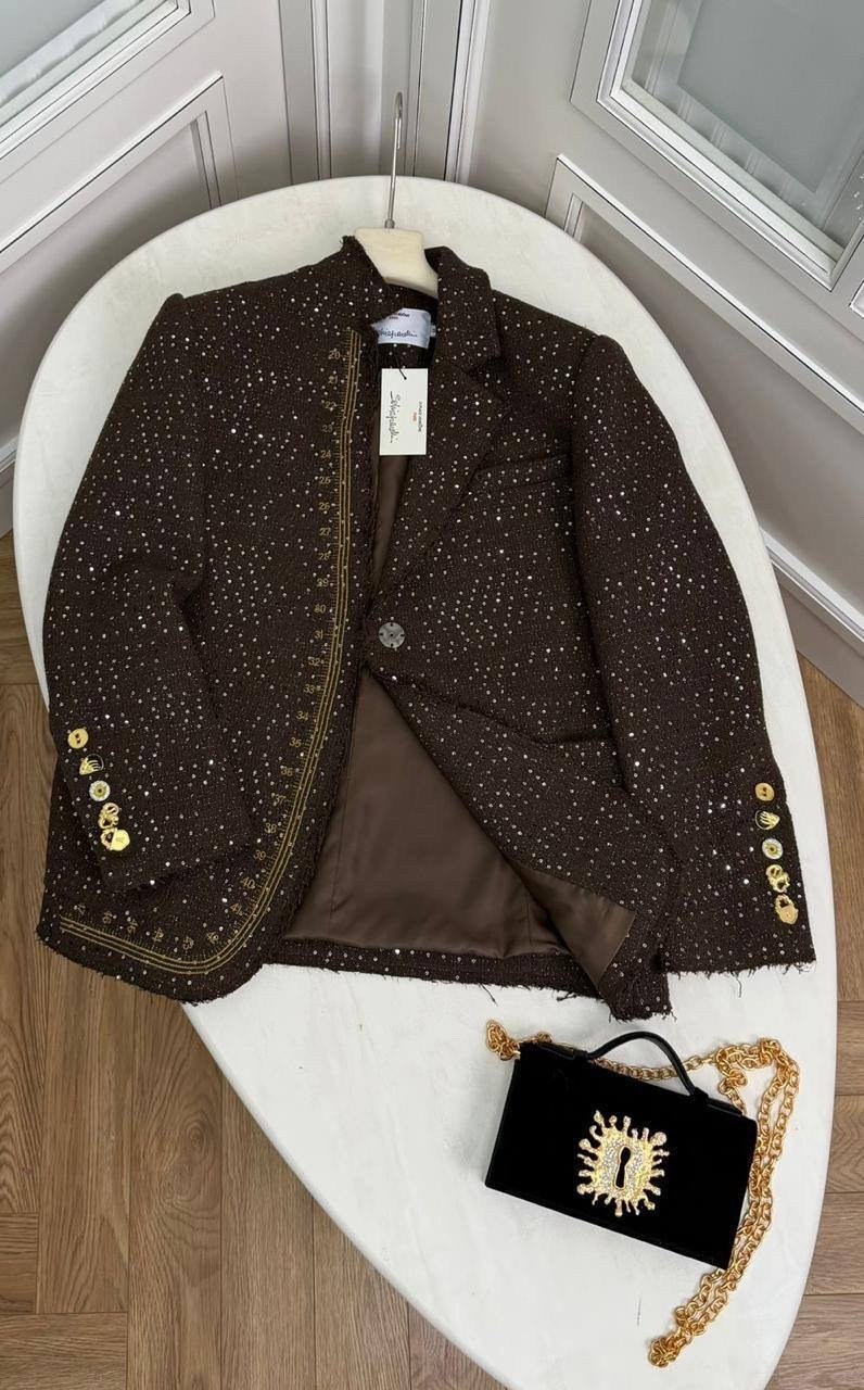 твидовый жакет chanel,твидовый пиджак женский,твидовые жакеты,женский костюм тройка,жакет