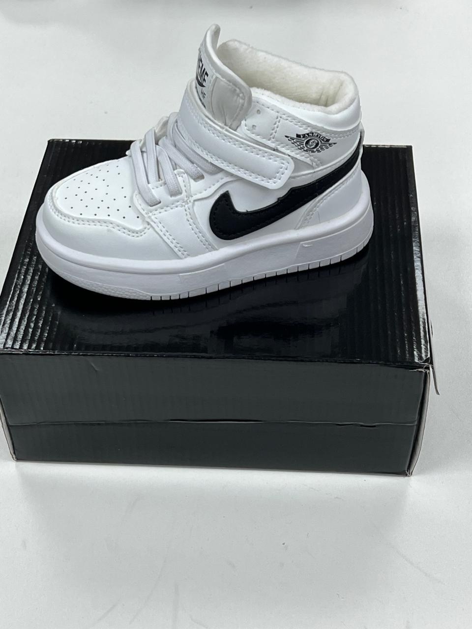 nike air jordan 1 mid,кроссовки,air jordan 1 mid,высокие кроссовки,кроссовки мальчику