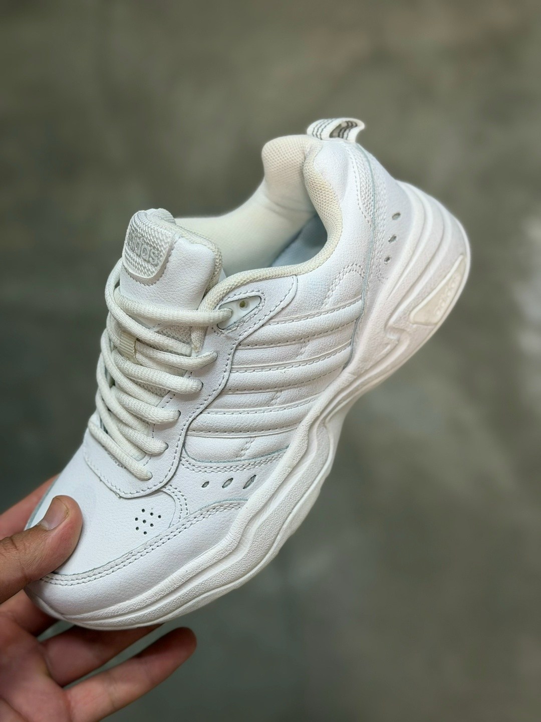 кроссовки,женские кроссовки,кроссовки bona,женские кроссовки adidas,модные кроссовки