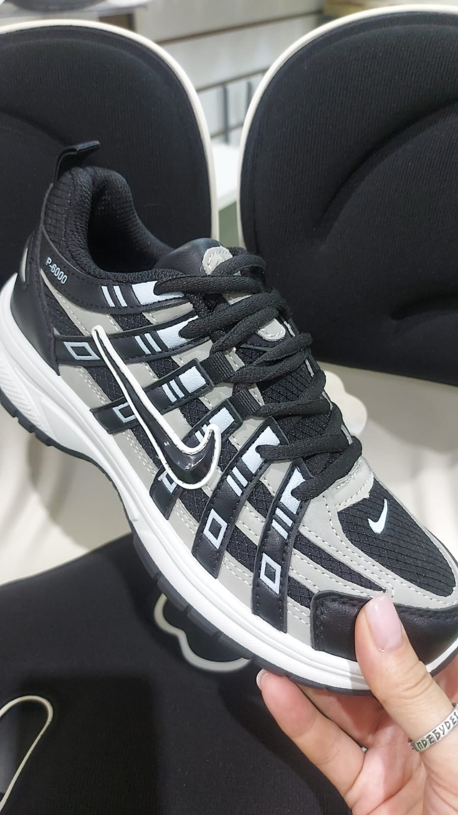 nike p-6000 кроссовки мужчины black,p6000 nike black,кроссовки мужские nike p-6000 черный,кроссовки nike p-6000,nike p6000 triple black