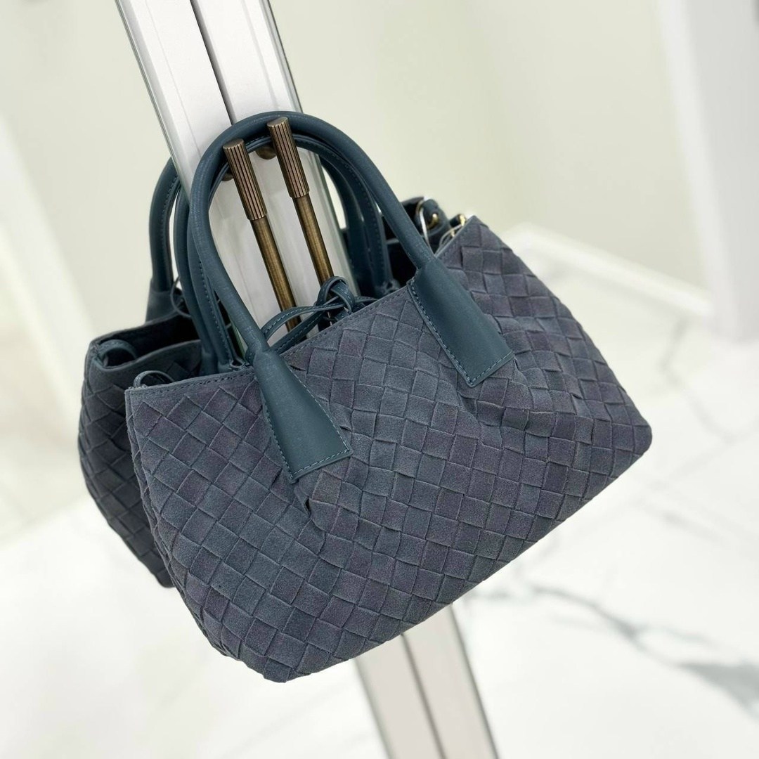 bottega veneta женская сумка,сумка bottega veneta,сумка bottega veneta коричневый,bottega venetta серая сумка шоппер,сумка женская bottega