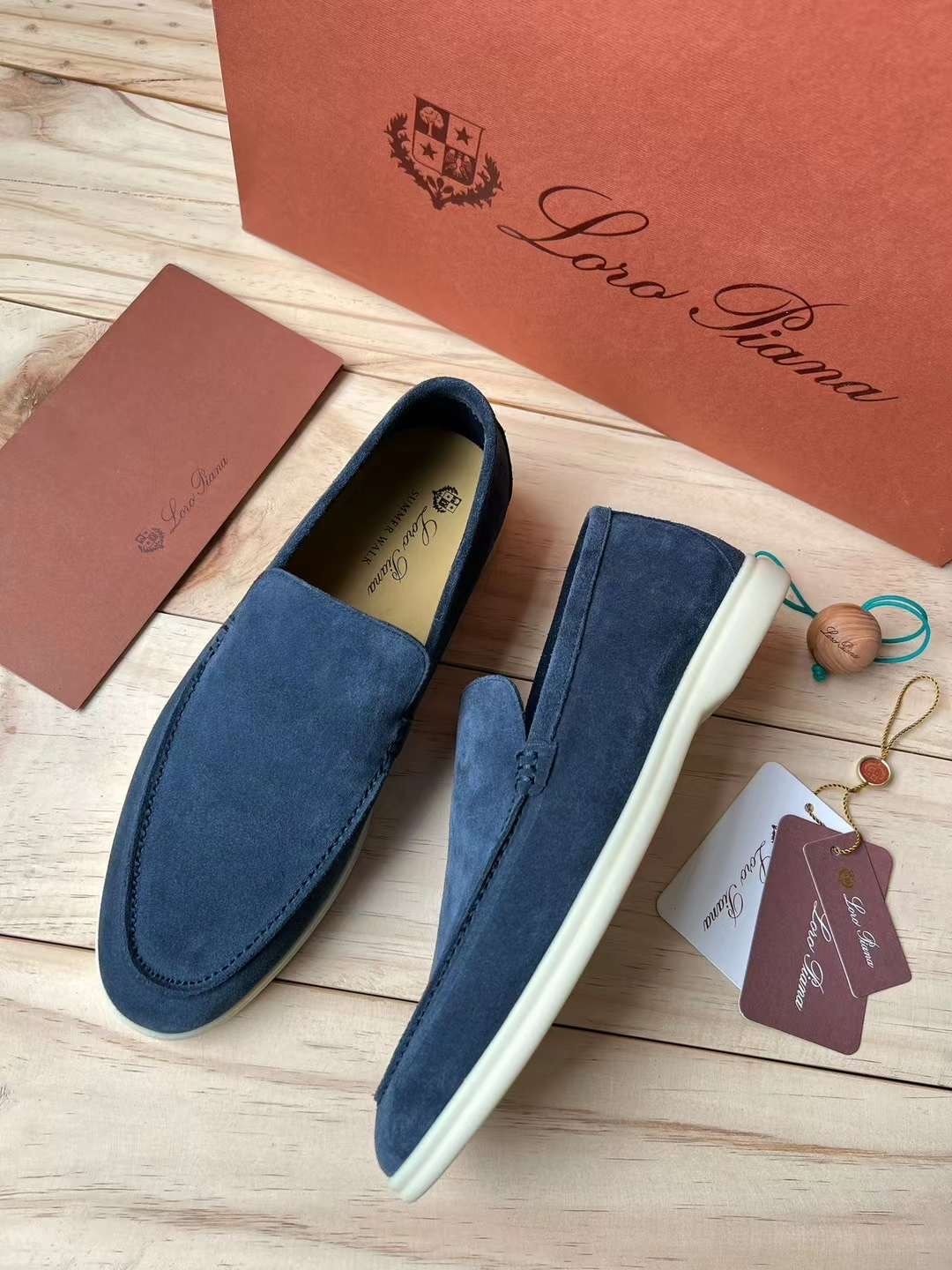 замшевые лоферы loro piana,лоферы summer walk loro piana,лоферы мужские loro piana,лоферы из натуральной замши loro piana,лоферы loro piana