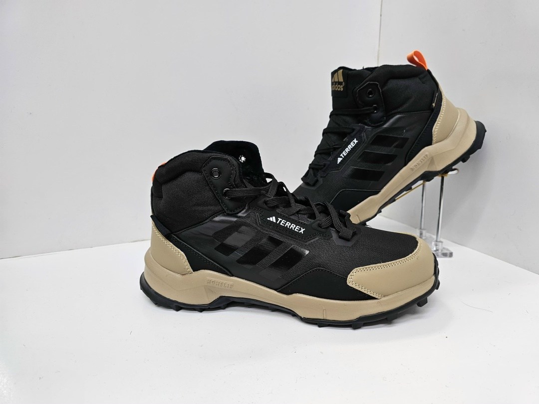 зимние ботинки adidas terrex swift r3,кроссовки зимние мужские adidas,,adidas зимние кроссовки,кроссовки мужские adidas